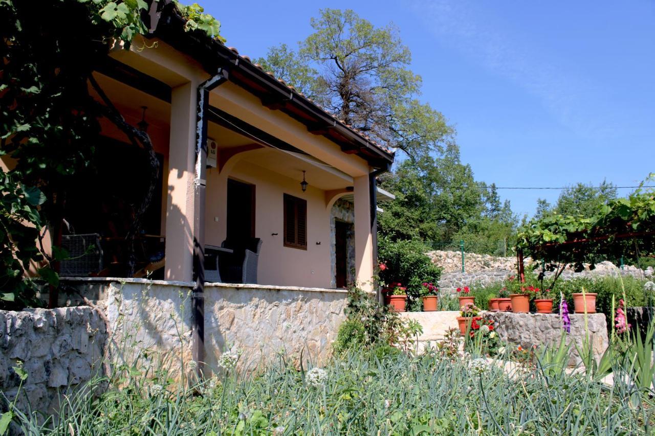 Holiday Home Gazevic Virpazar Εξωτερικό φωτογραφία